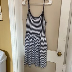 Grey and white striped gap dress with pockets